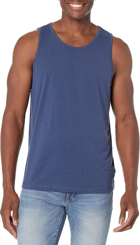 Amazon Essentials Men's Regular-Fit Vest